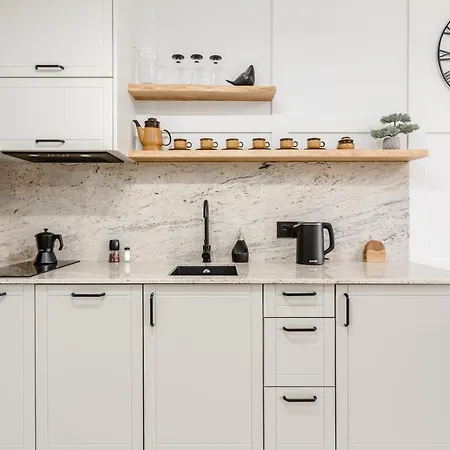 Dwie Motlawy Luxury With Stunning View In Old Town By Renters